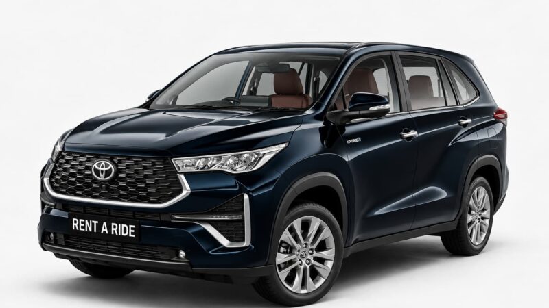 Toyota Innova HyCross — Blackish Ageha